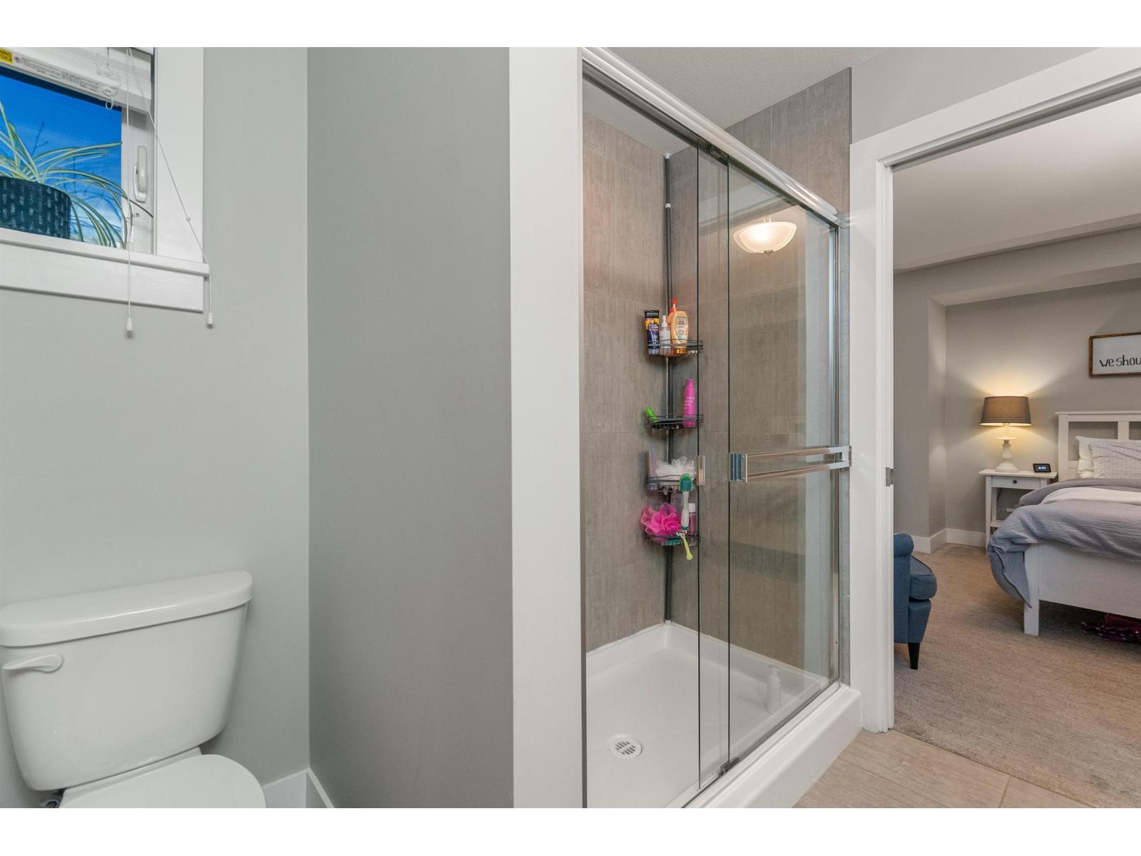 5418 Dolly Varden Lane, Garrison Crossing, Chilliwack, British Columbia  V2R 0Z5 - Photo 11 - R3074511