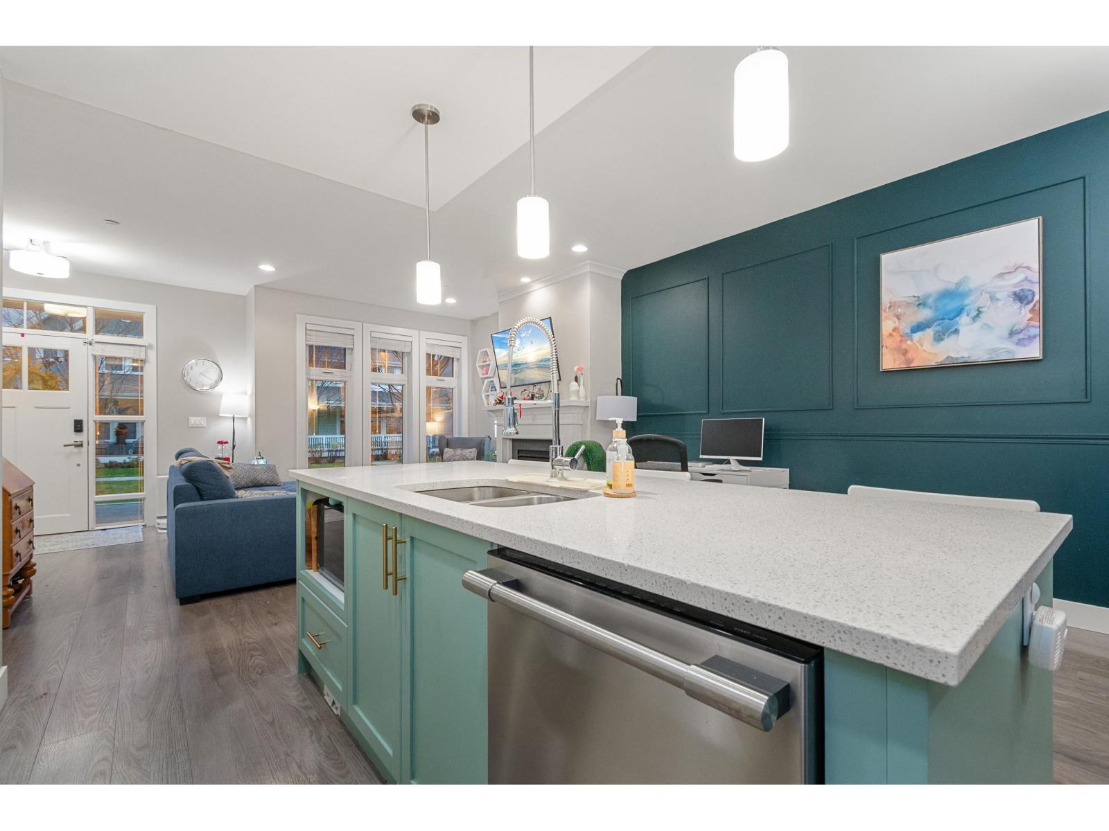 5418 Dolly Varden Lane, Garrison Crossing, Chilliwack, British Columbia  V2R 0Z5 - Photo 7 - R3074511