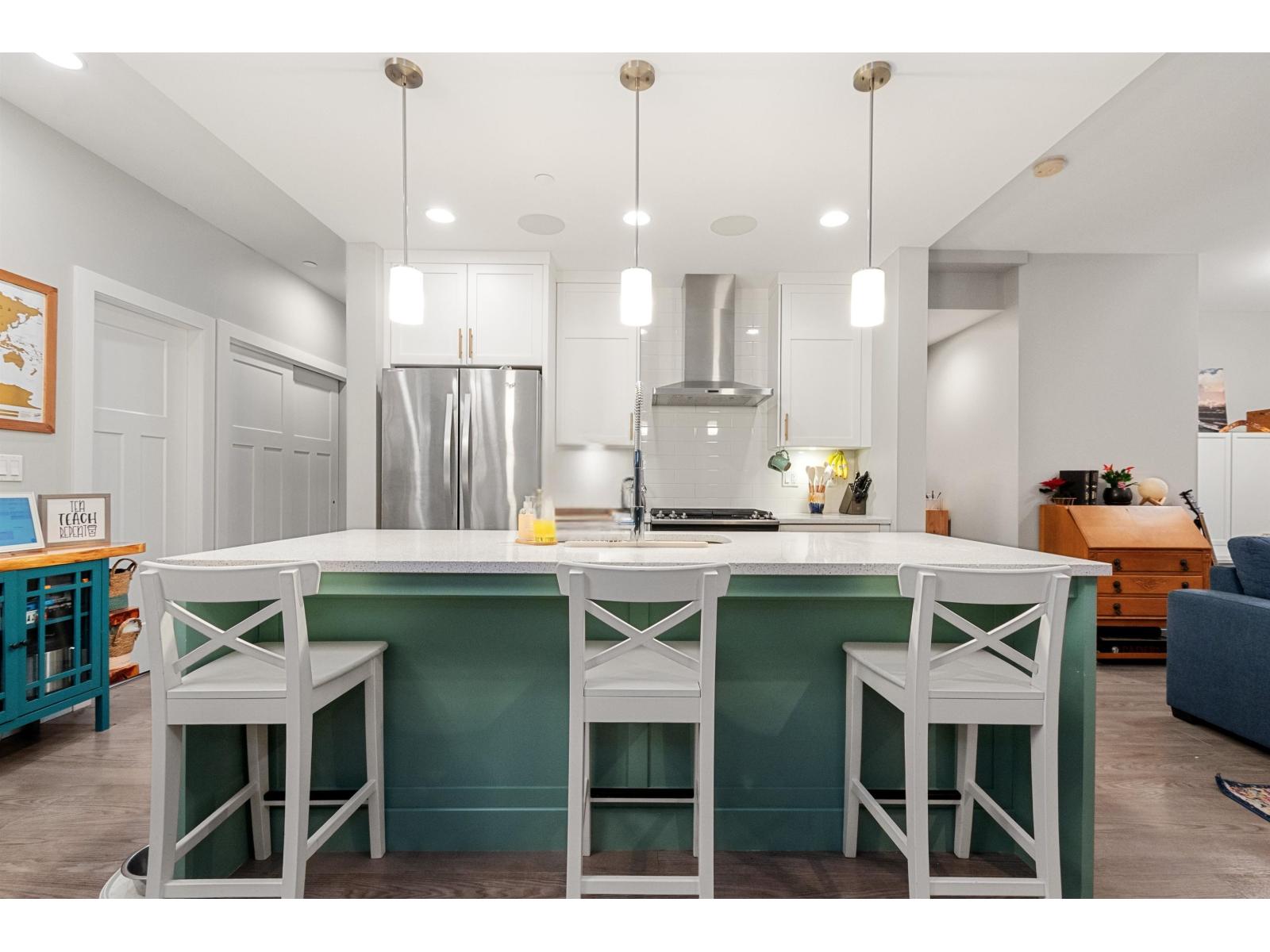 5418 Dolly Varden Lane, Garrison Crossing, Chilliwack, British Columbia  V2R 0Z5 - Photo 6 - R3074511