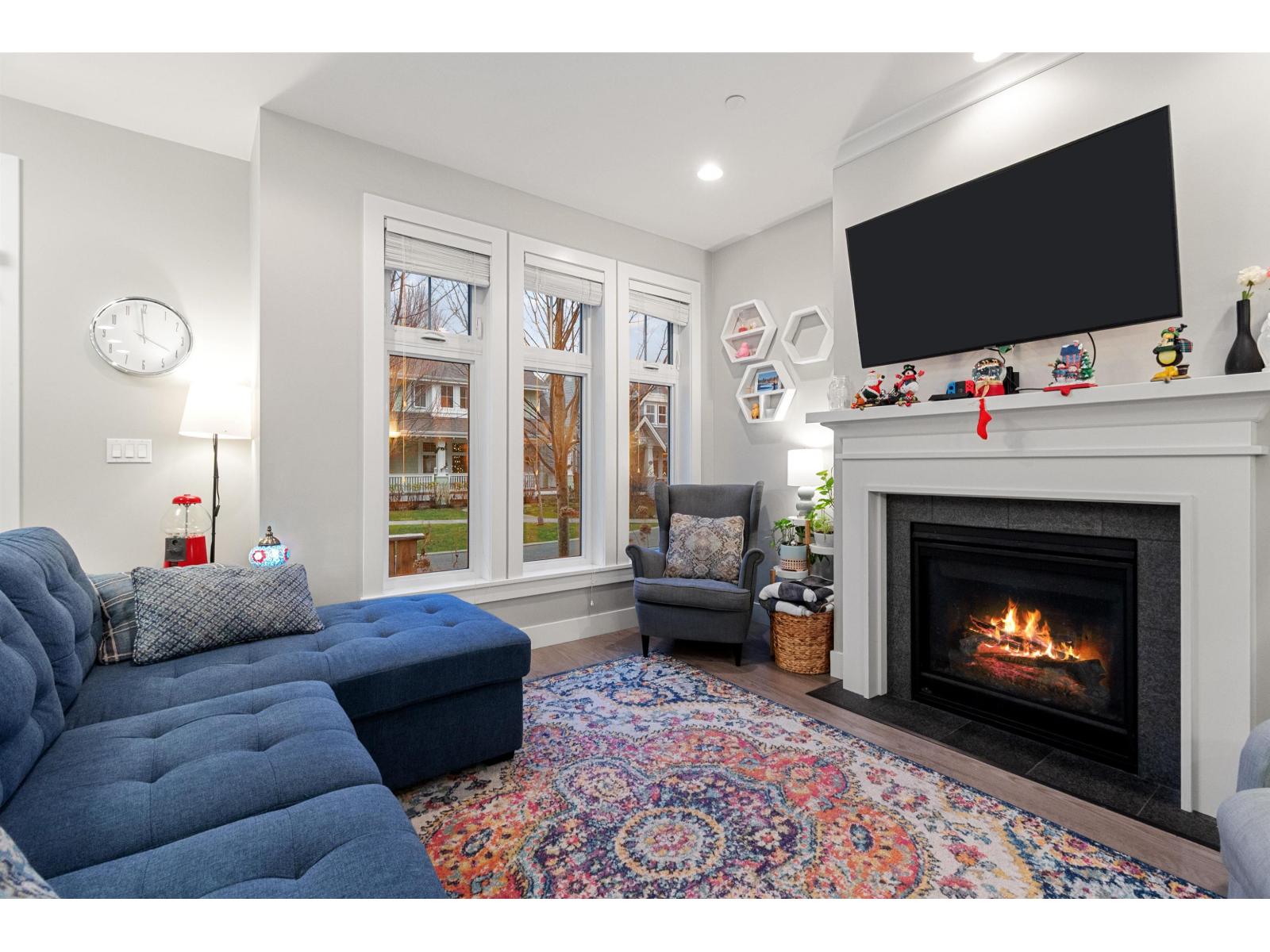 5418 Dolly Varden Lane, Garrison Crossing, Chilliwack, British Columbia  V2R 0Z5 - Photo 2 - R3074511