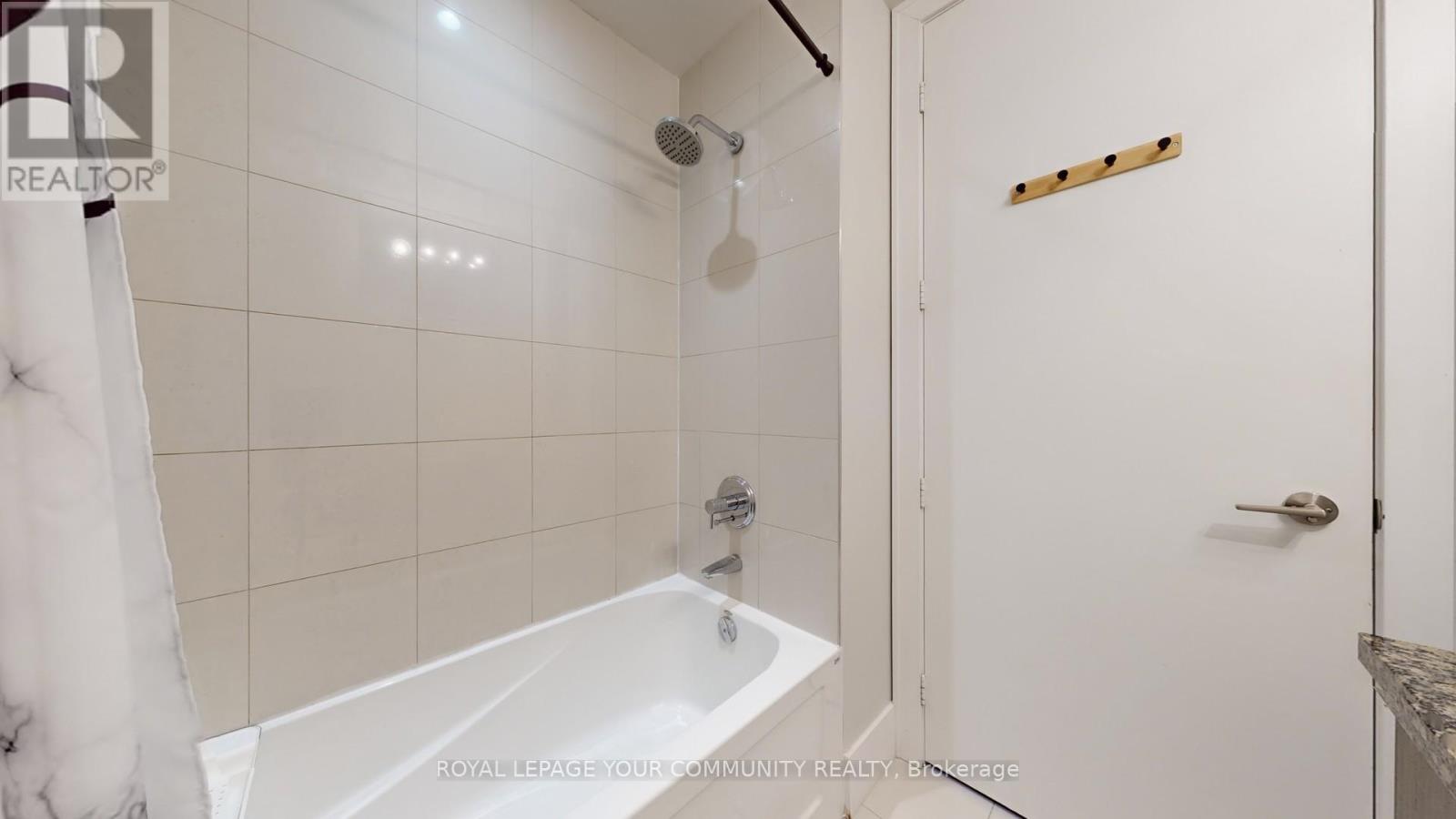 508 - 39 Queens Quay E, Toronto, Ontario  M5E 0A5 - Photo 18 - C12642730