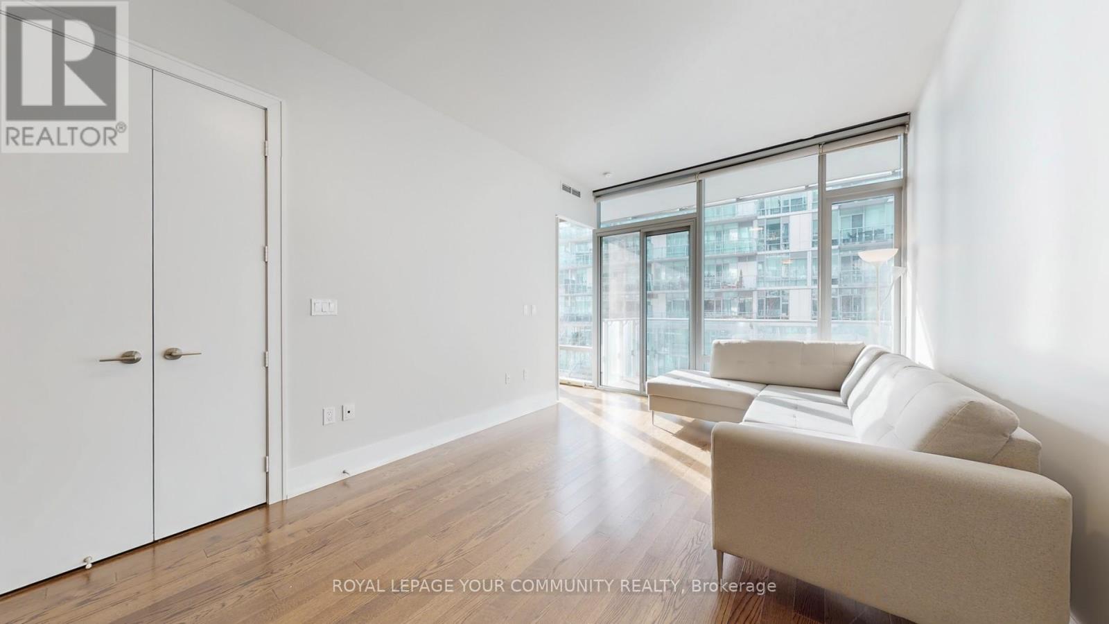 508 - 39 Queens Quay E, Toronto, Ontario  M5E 0A5 - Photo 7 - C12642730