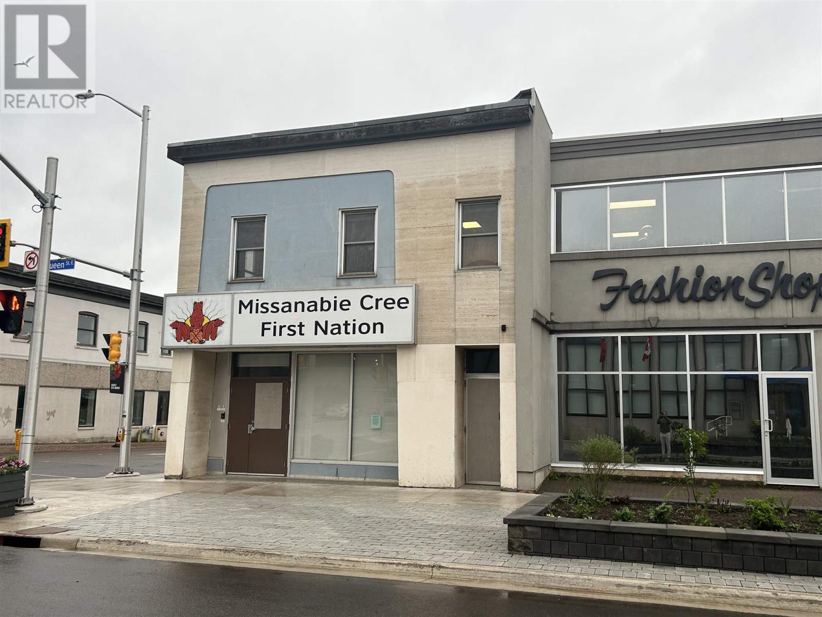 557 Queen St, Sault Ste. Marie, Ontario  P6A 2A3 - Photo 2 - SM253506