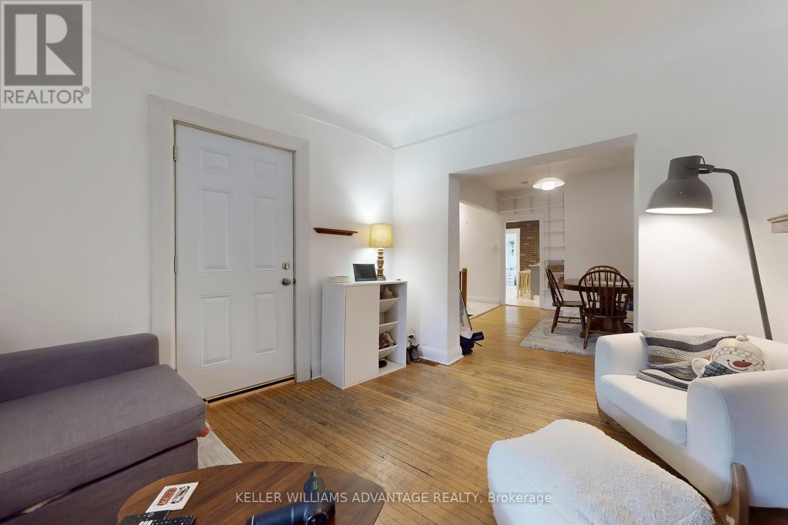 Apt 1 - 26 Indian Road, Toronto (High Park-Swansea), Ontario  M6R 2T9 - Photo 4 - W12612062