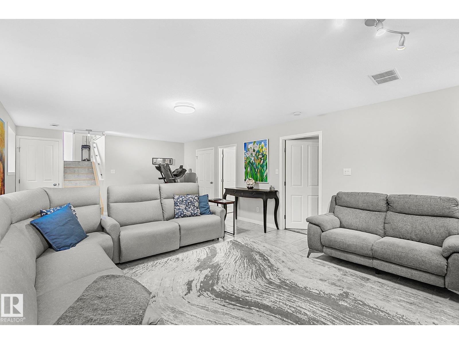 1035 Macewan Cl Sw, Edmonton, Alberta  T6W 1K2 - Photo 37 - E4468395