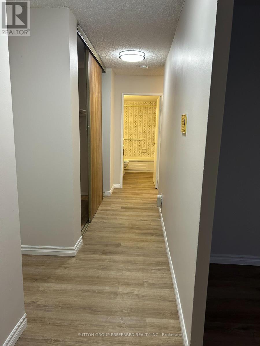 212 - 1103 Jalna Boulevard, London South, Ontario  N6E 2W8 - Photo 6 - X12643120