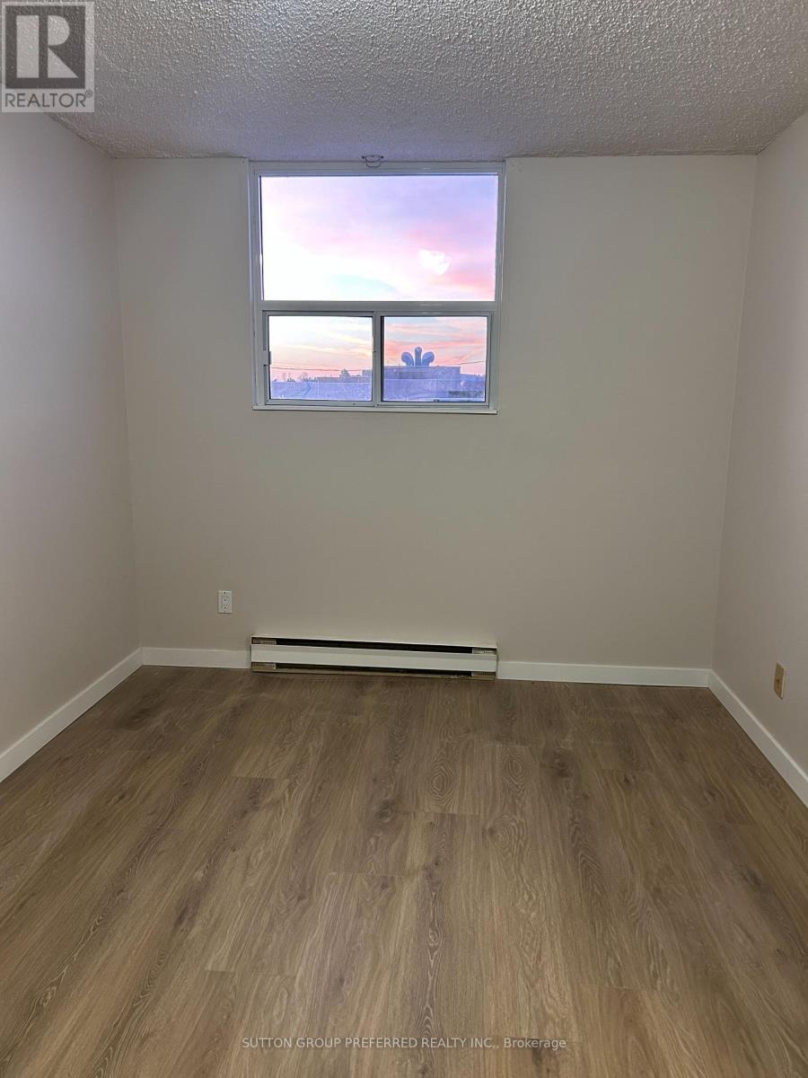 212 - 1103 Jalna Boulevard, London South, Ontario  N6E 2W8 - Photo 8 - X12643120