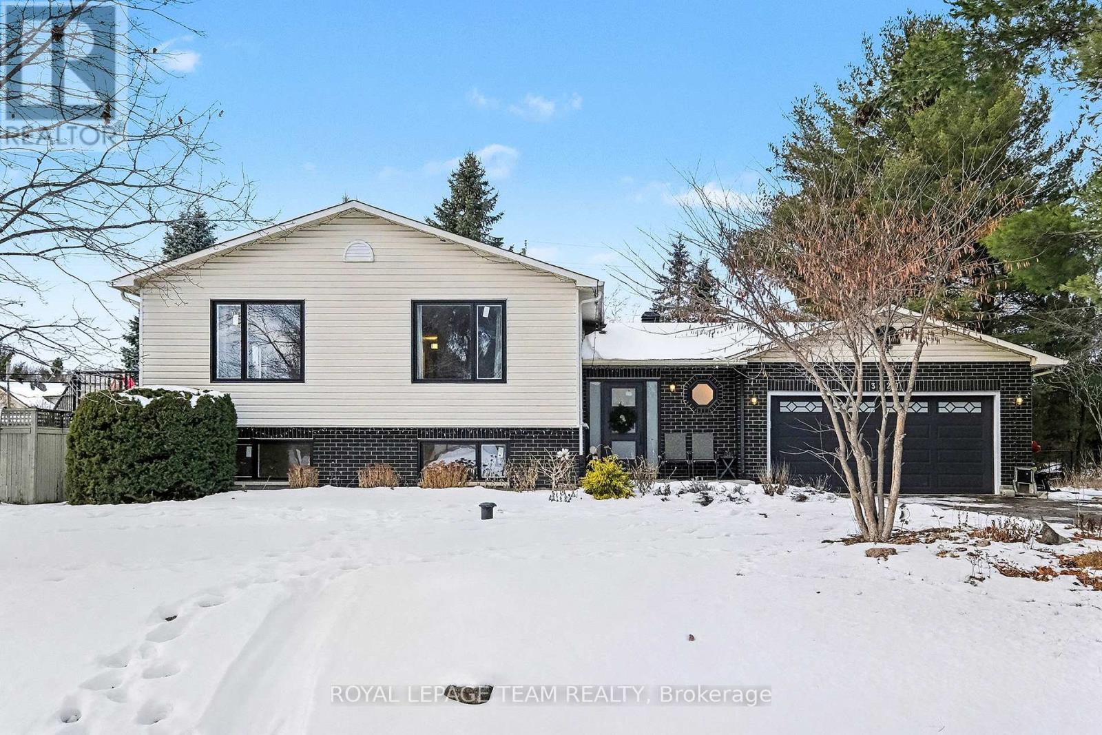 3229 Wild Cherry Drive, Ottawa, Ontario  K0A 2W0 - Photo 2 - X12643132