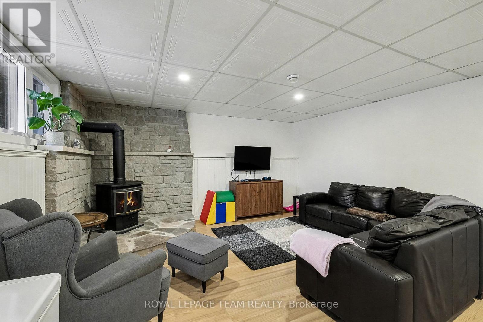 3229 Wild Cherry Drive, Ottawa, Ontario  K0A 2W0 - Photo 23 - X12643132