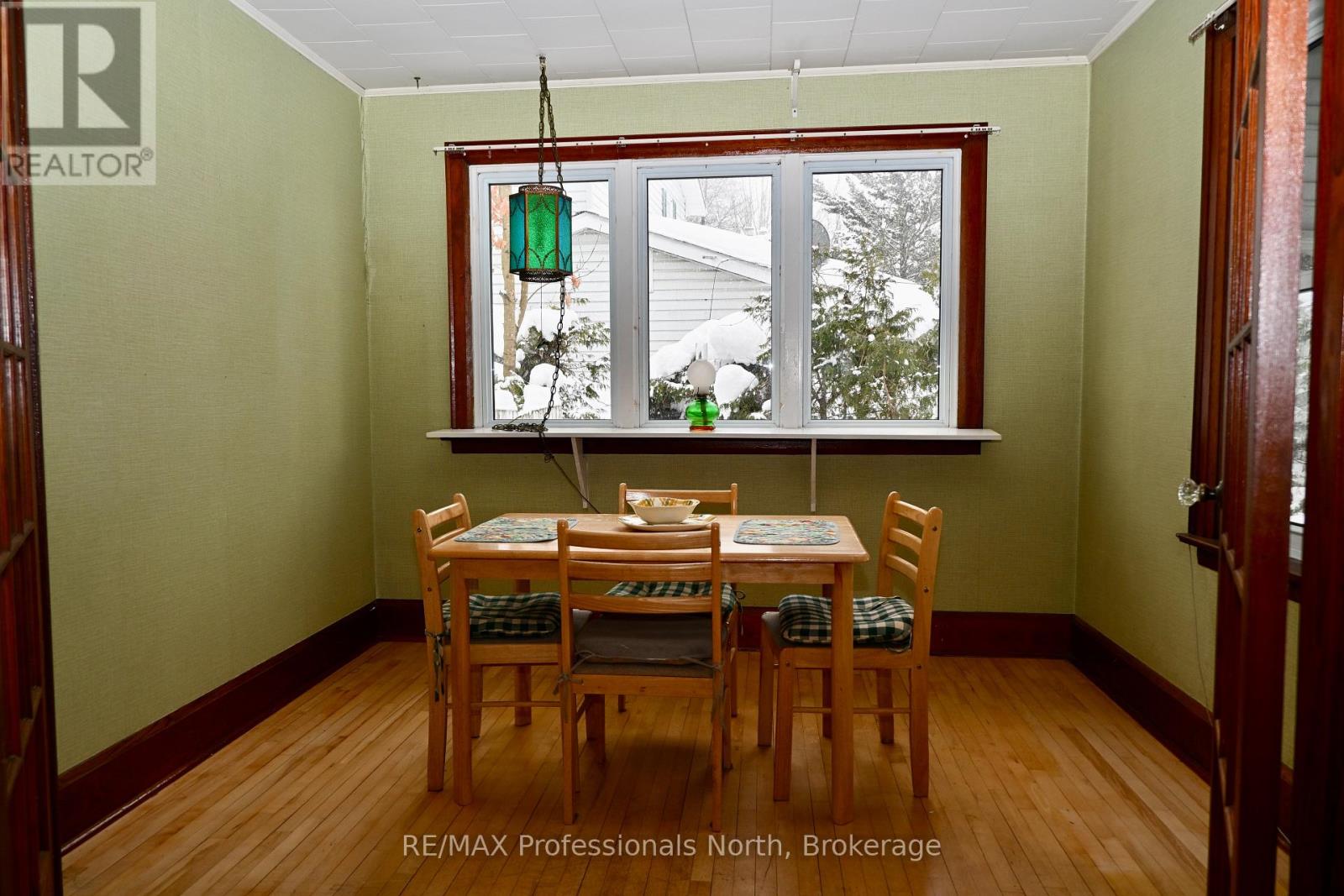 330 John Street S, Gravenhurst, Ontario  P1P 1J1 - Photo 14 - X12593744