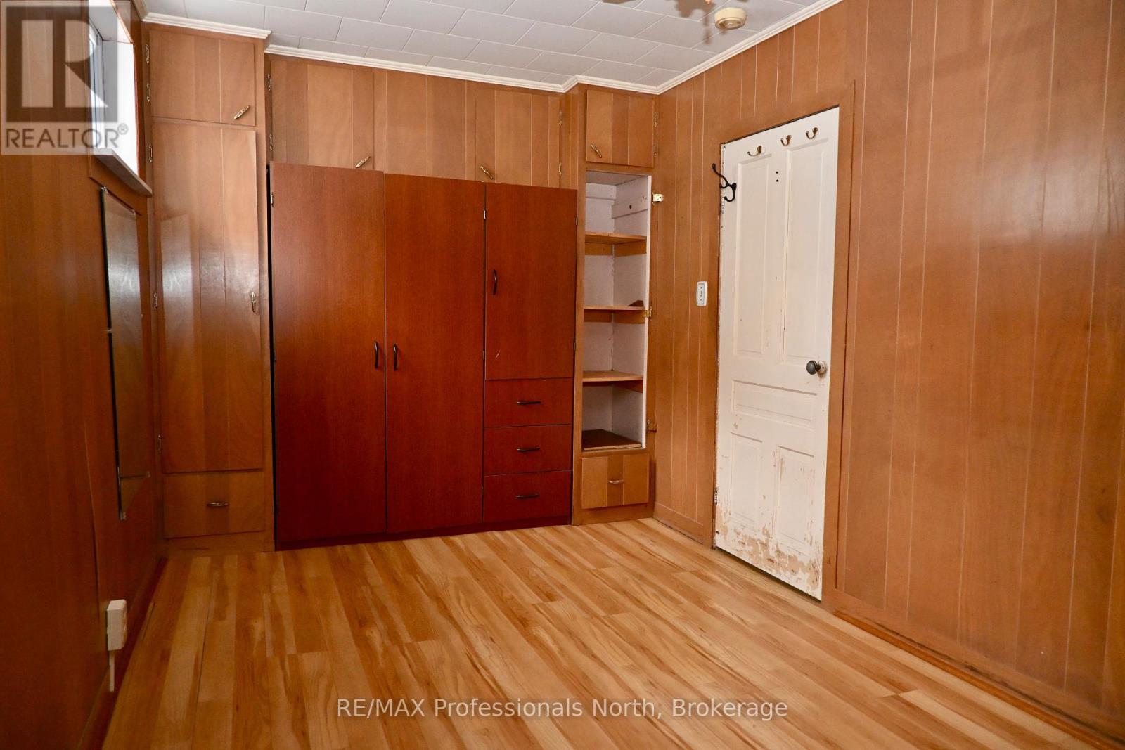 330 John Street S, Gravenhurst, Ontario  P1P 1J1 - Photo 12 - X12593744