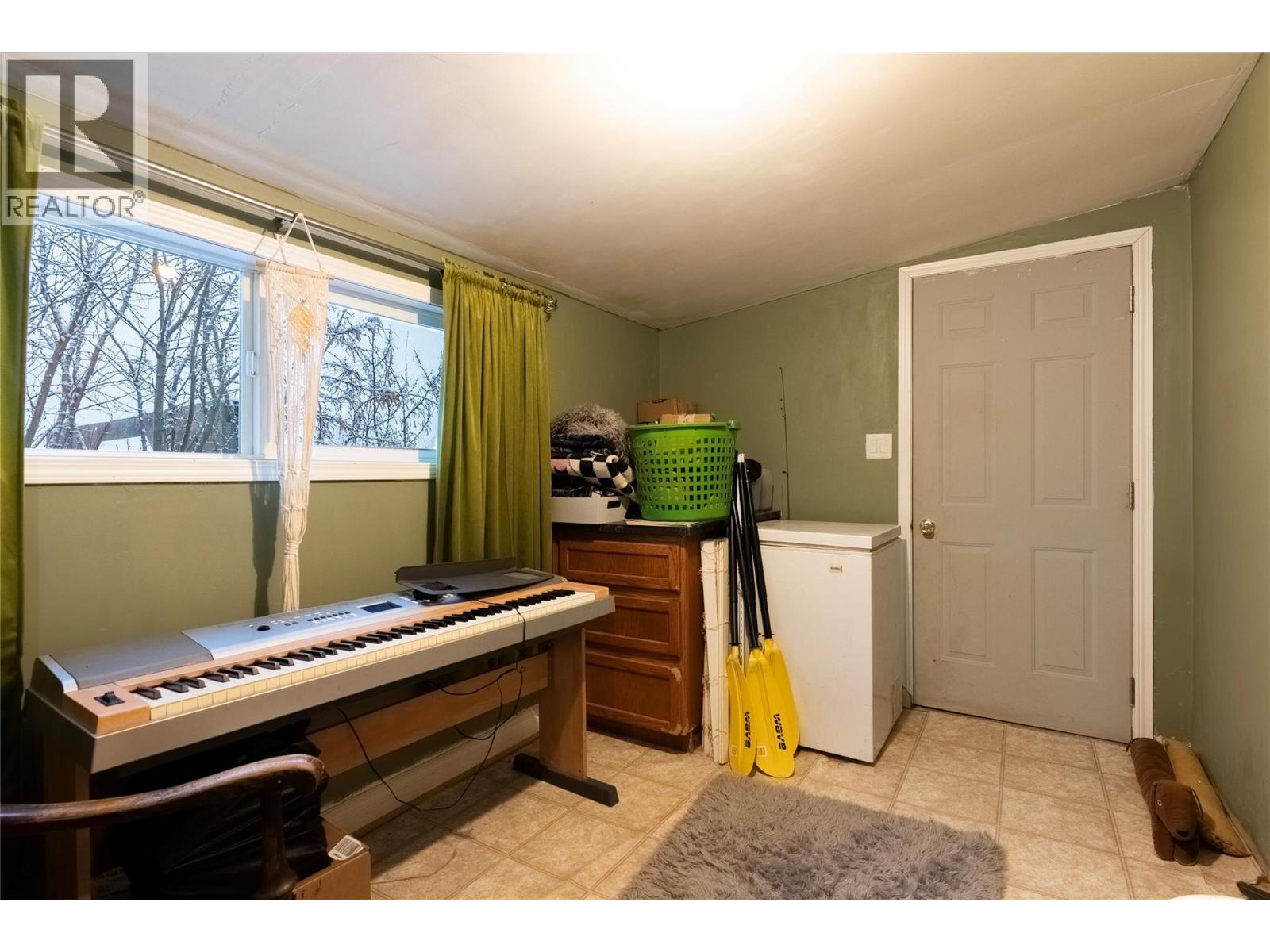 2 Topaz Crescent, Logan Lake, British Columbia  V0K 1W0 - Photo 13 - 10371378