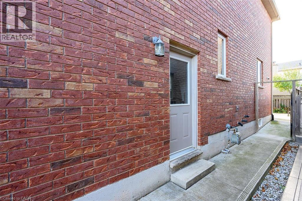 3 Sasha Court, Stoney Creek, Ontario  L8E 0A3 - Photo 48 - 40772879