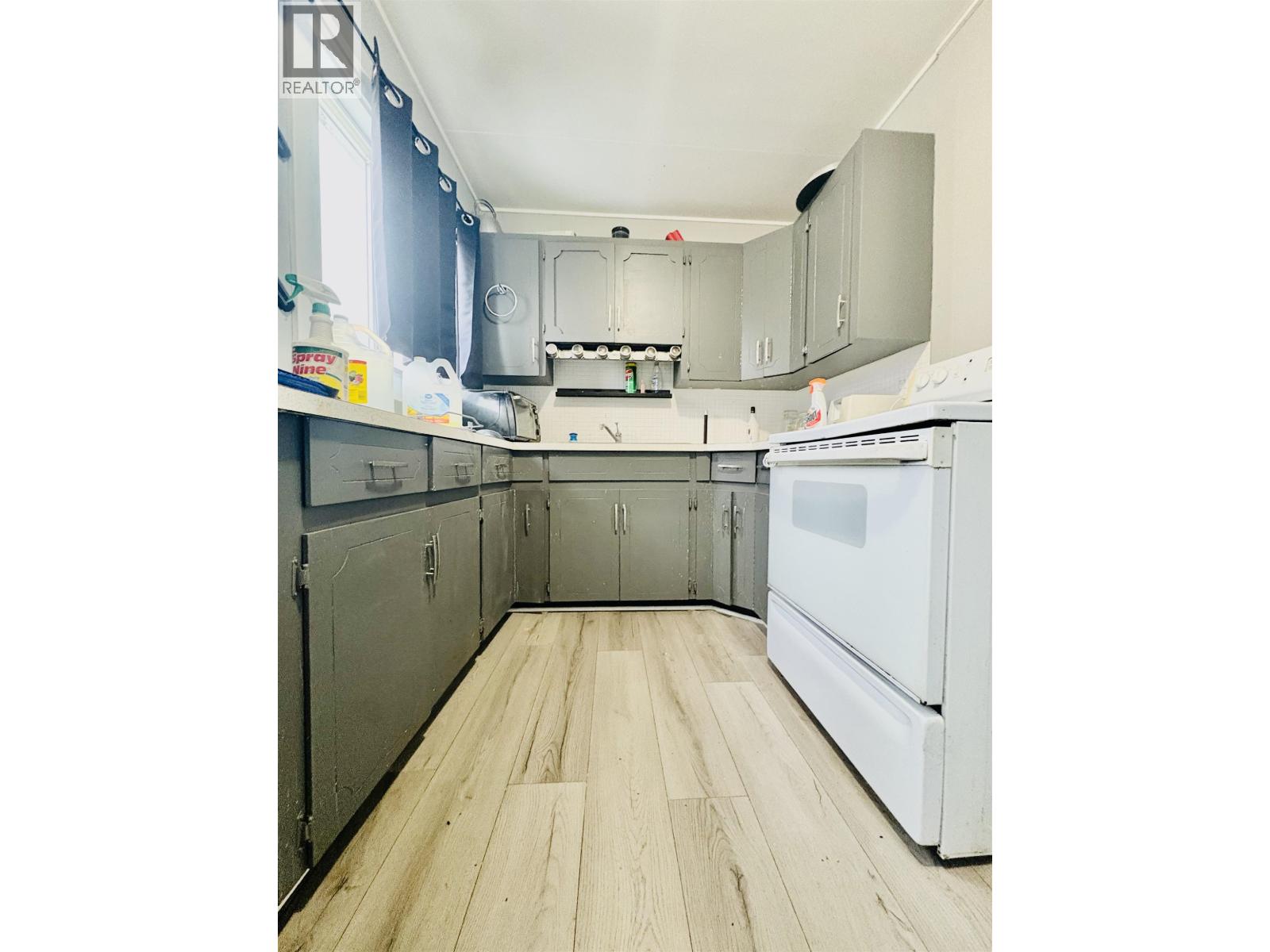 36 Fulmar Street, Kitimat, British Columbia  V8C 1T4 - Photo 2 - R3074530