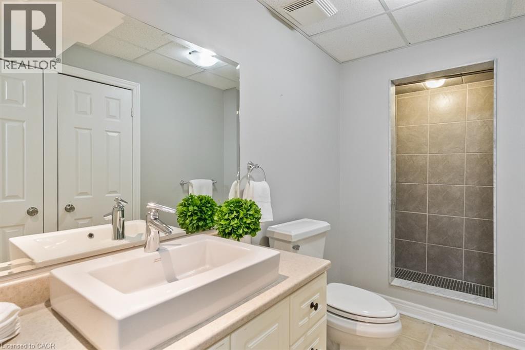 2301 Baronwood Drive, Oakville, Ontario  L6M 4Z6 - Photo 17 - 40773599