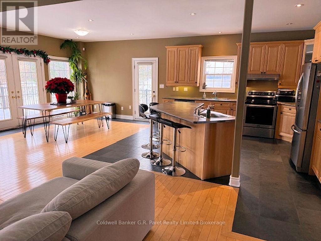 141 24 Highway E, Norfolk, Ontario  N0E 1P0 - Photo 11 - X12643098