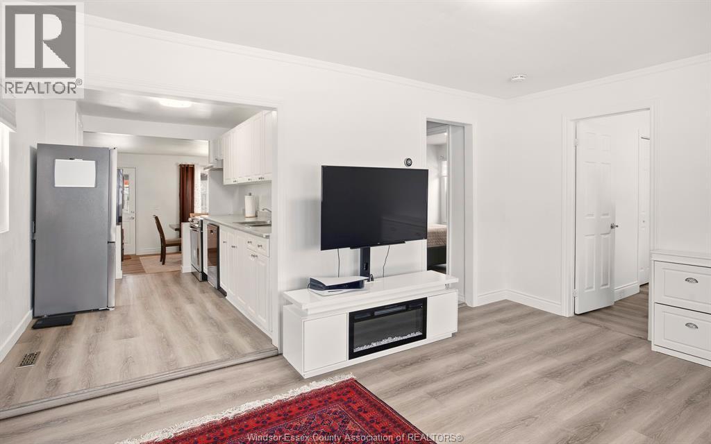 1125 Lena Avenue, Windsor, Ontario  N9C 3K5 - Photo 6 - 25031897