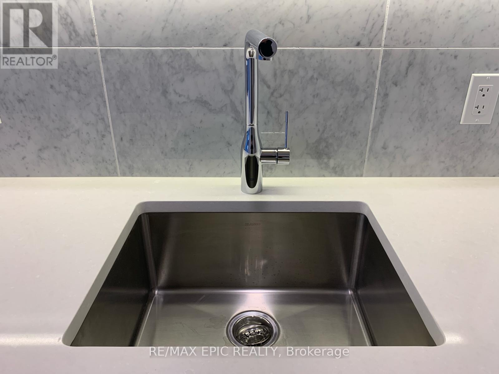 1815 - 85 Mcmahon Drive, Toronto, Ontario  M2K 0H1 - Photo 12 - C12643106