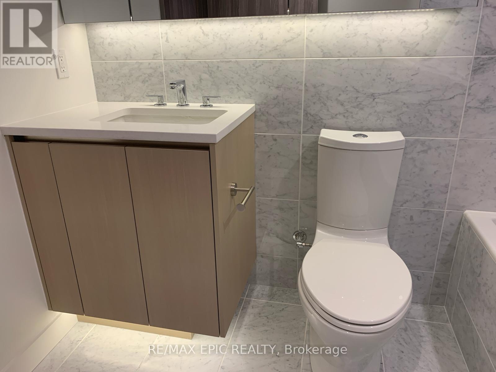 1815 - 85 Mcmahon Drive, Toronto, Ontario  M2K 0H1 - Photo 6 - C12643106