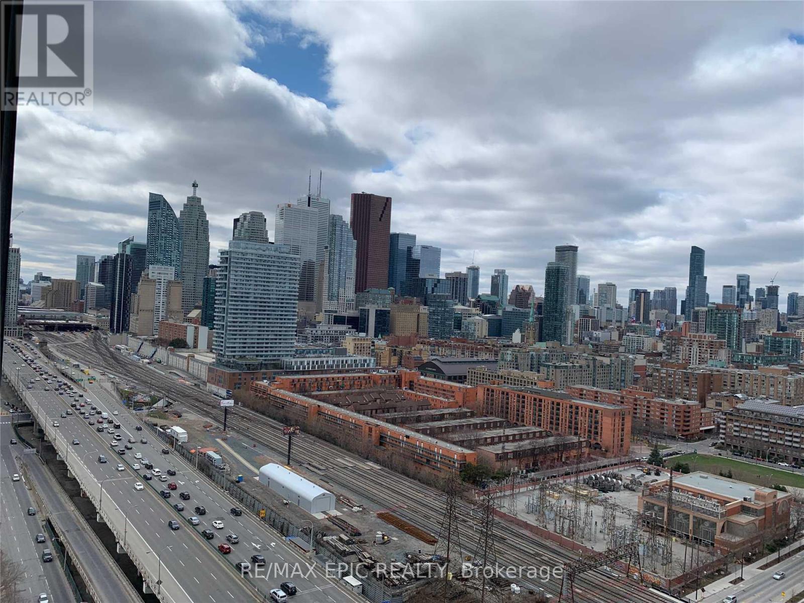 2103 - 16 Bonnycastle Street, Toronto, Ontario  M5A 3Y4 - Photo 7 - C12643114