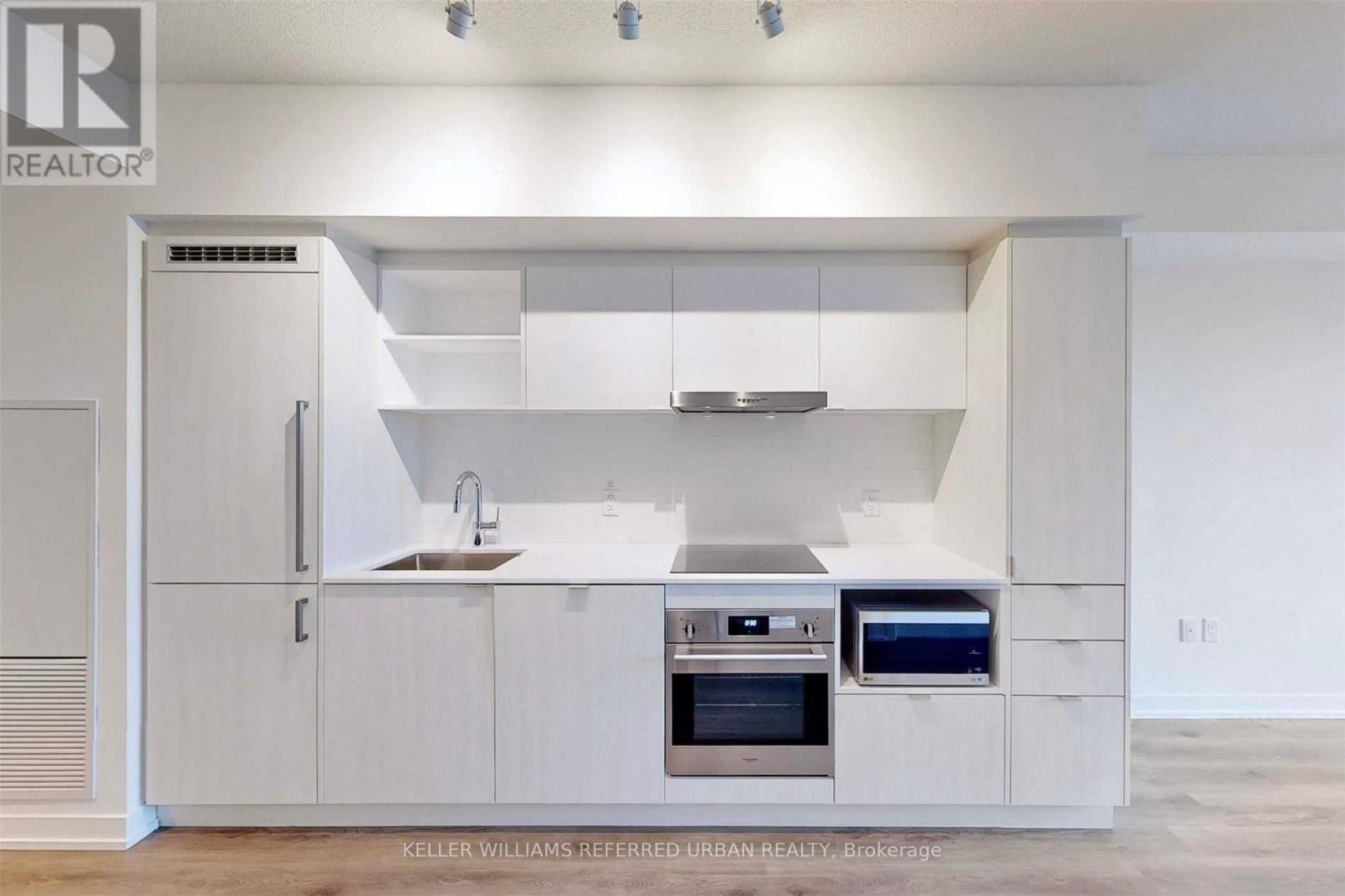 2701 - 138 Downes Street, Toronto, Ontario  M5E 0E4 - Photo 5 - C12643162