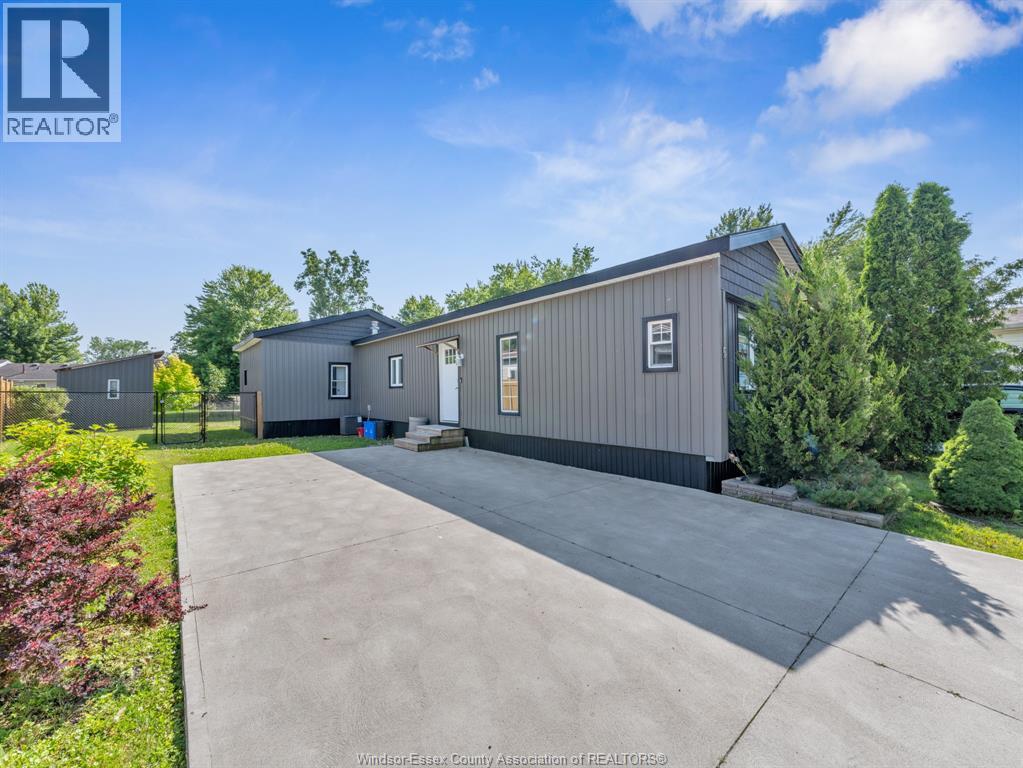 5 Maple Drive, Mcgregor, Ontario  N0R 1J0 - Photo 4 - 25031892