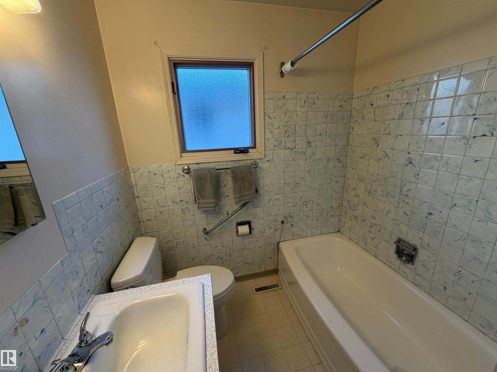 13415 111 St Nw, Edmonton, Alberta  T5E 4Z7 - Photo 10 - E4468393