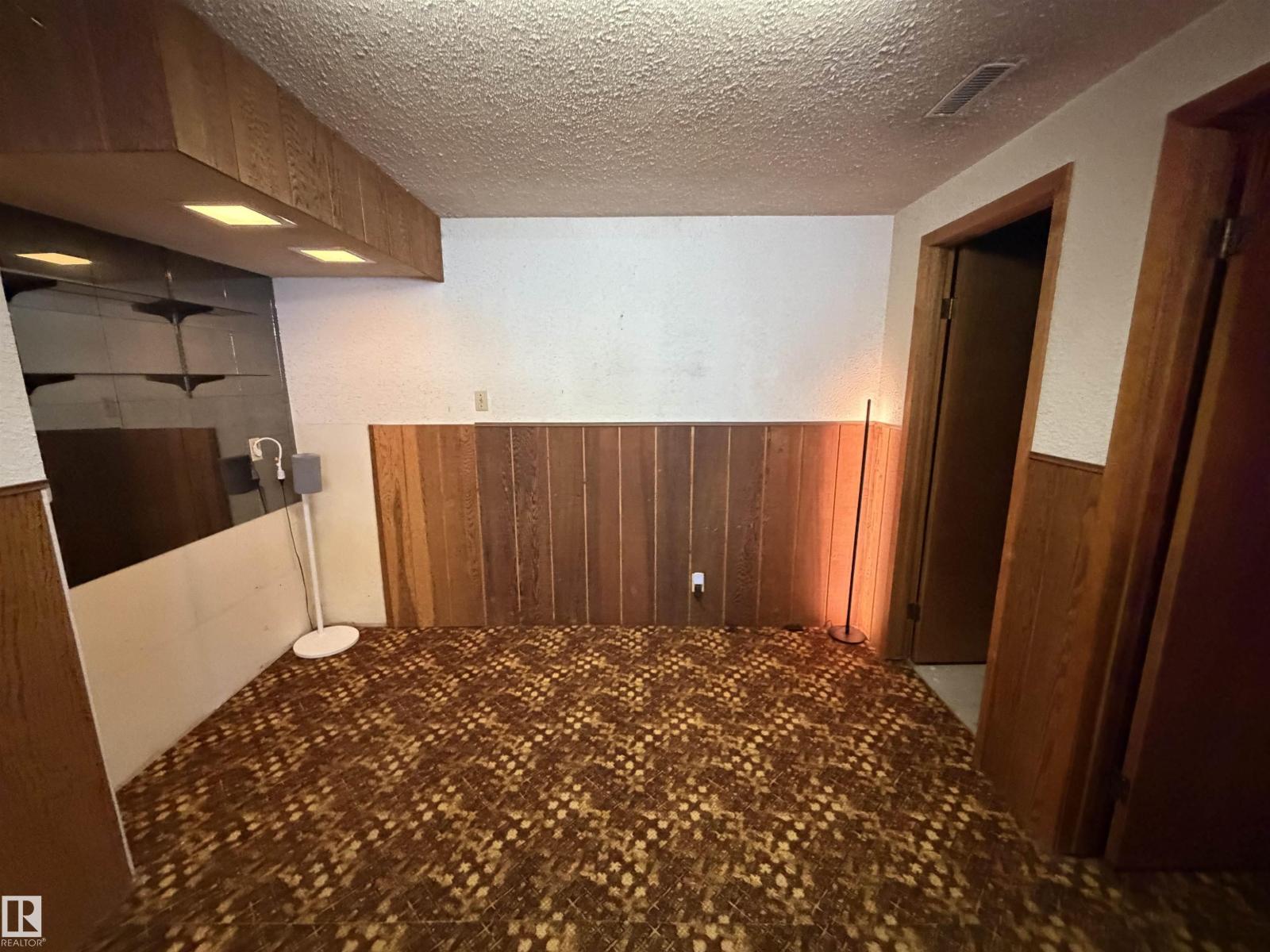 13415 111 St Nw, Edmonton, Alberta  T5E 4Z7 - Photo 19 - E4468393