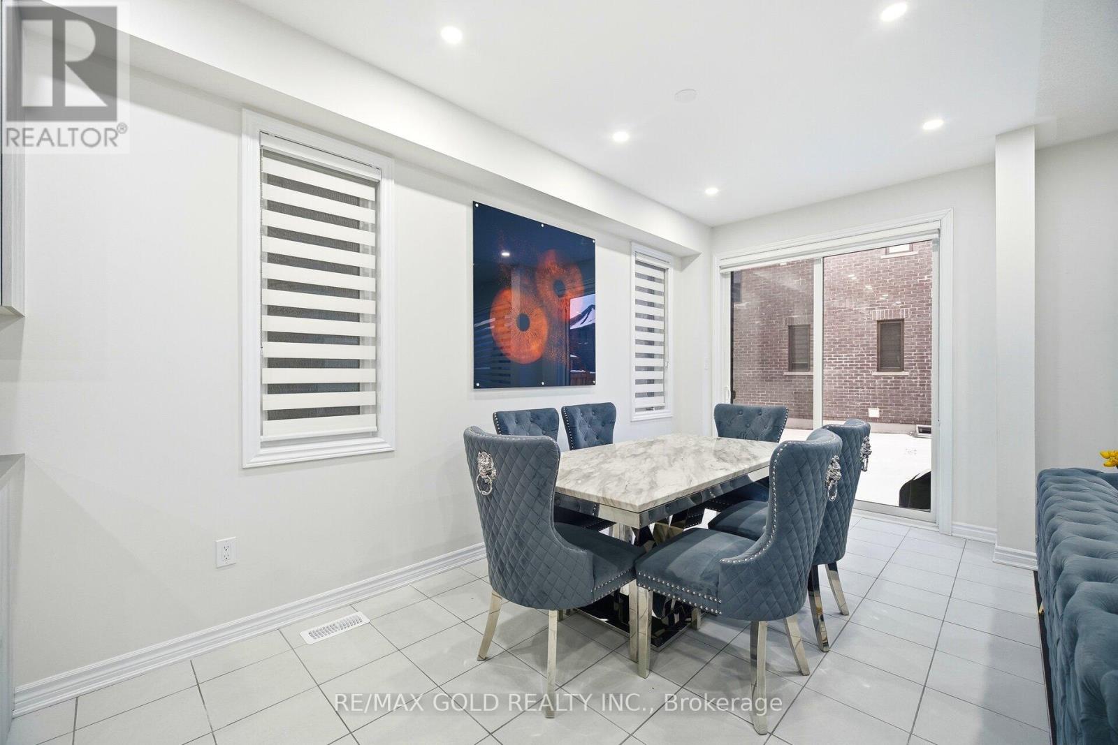 15 Spinland Street, Caledon, Ontario  L7C 4K4 - Photo 19 - W12638518