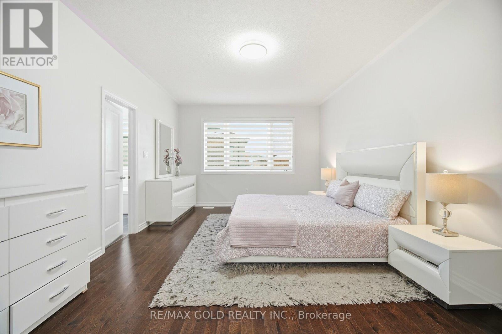 15 Spinland Street, Caledon, Ontario  L7C 4K4 - Photo 26 - W12638518