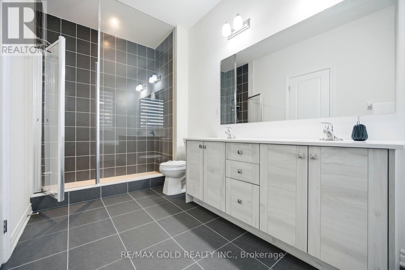 15 Spinland Street, Caledon, Ontario  L7C 4K4 - Photo 30 - W12638518