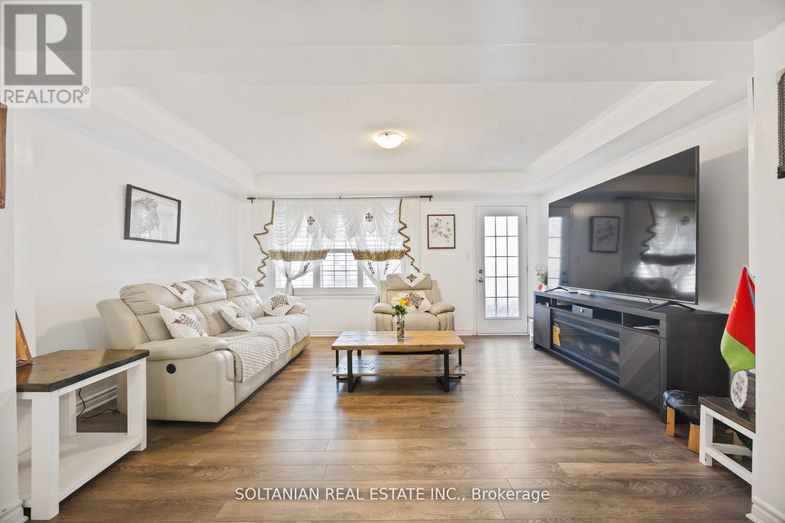 1103 Silk Street, Pickering, Ontario  L1X 0E8 - Photo 5 - E12643124