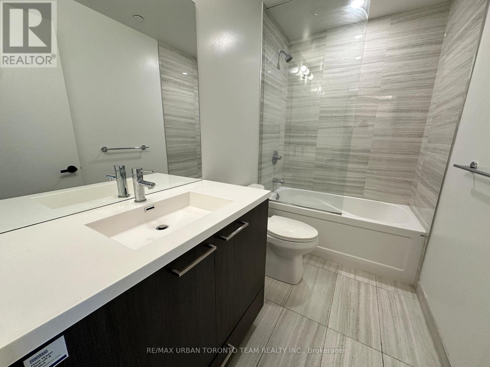 502 - 225 Commerce St Street, Vaughan, Ontario  L4K 0P9 - Photo 11 - N12643140