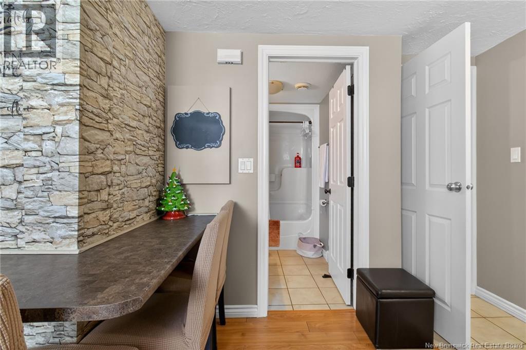 17 Cedar Street, Moncton, New Brunswick  E1C 7L1 - Photo 16 - NB131398