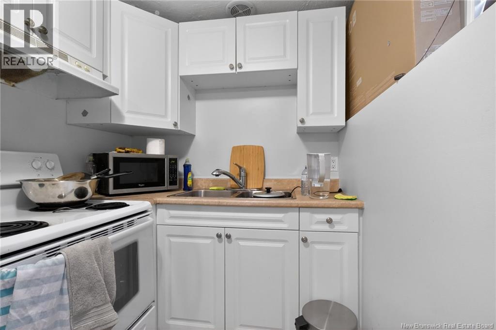 17 Cedar Street, Moncton, New Brunswick  E1C 7L1 - Photo 23 - NB131398