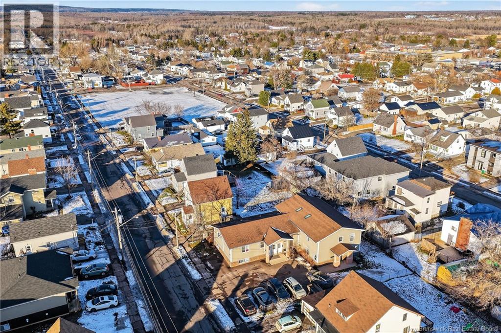 17 Cedar Street, Moncton, New Brunswick  E1C 7L1 - Photo 3 - NB131398