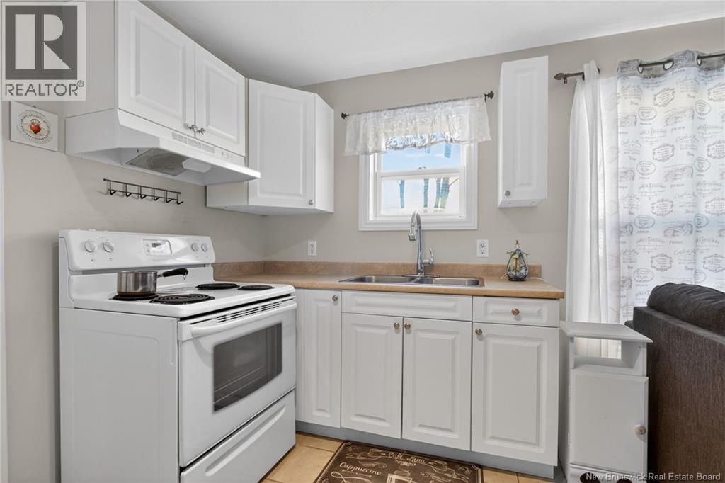17 Cedar Street, Moncton, New Brunswick  E1C 7L1 - Photo 32 - NB131398
