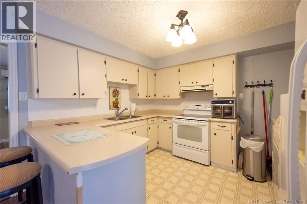 626 Brookside Drive, Fredericton, New Brunswick  E3A 8V2 - Photo 10 - NB131388