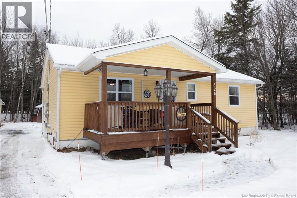 626 Brookside Drive, Fredericton, New Brunswick  E3A 8V2 - Photo 2 - NB131388