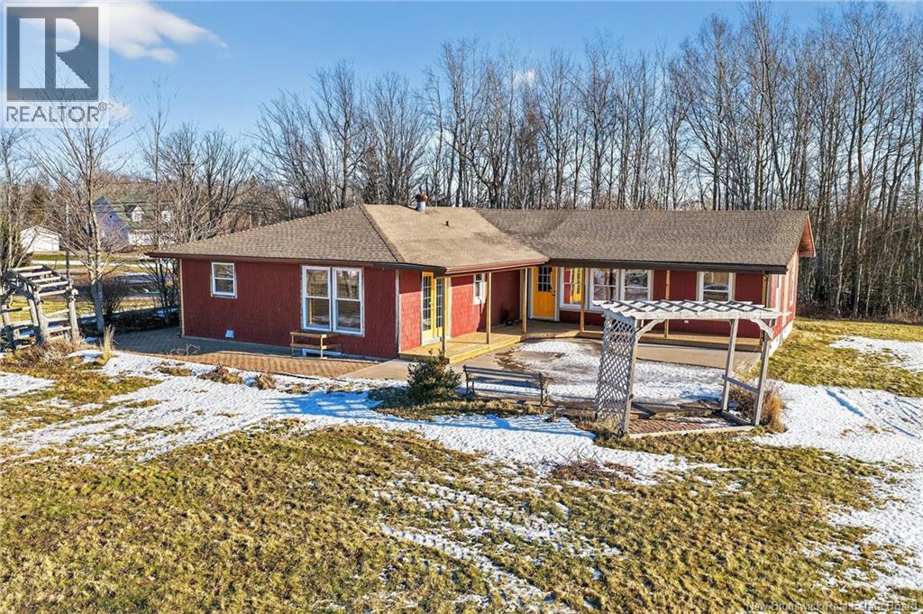 301 Ch Trois Ruisseaux, Cap-Pelé, New Brunswick  E4N 3A1 - Photo 6 - NB131345