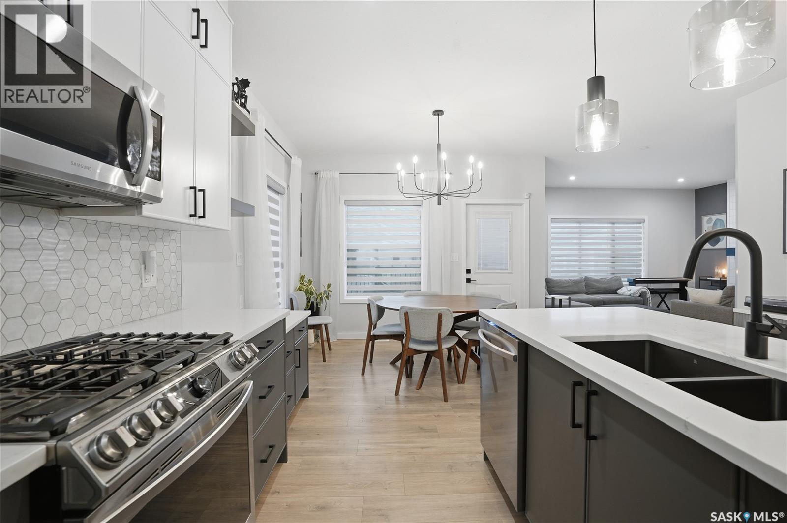 746 Bentley Manor, Saskatoon, Saskatchewan  S7L 6P2 - Photo 12 - SK025788