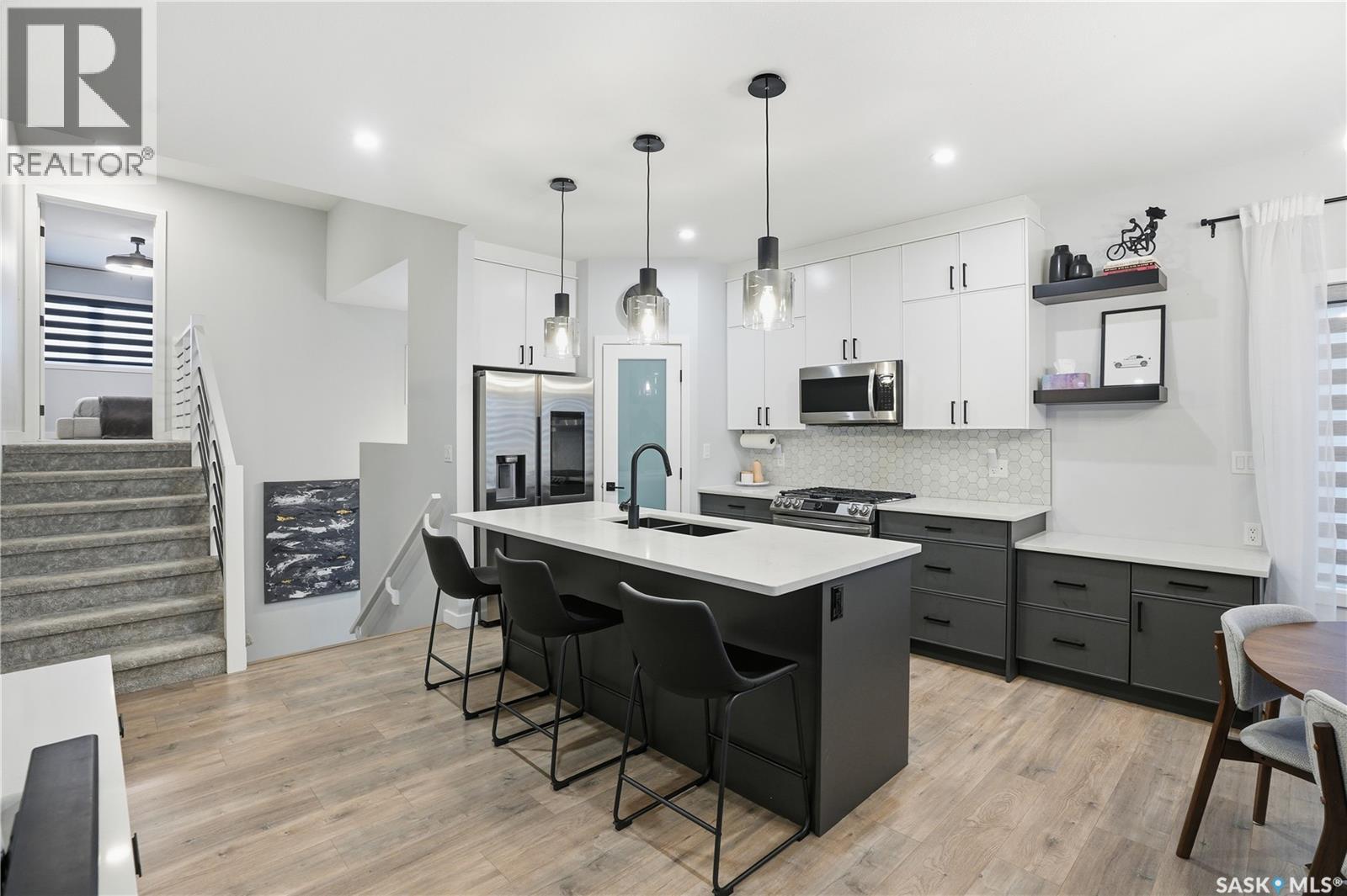 746 Bentley Manor, Saskatoon, Saskatchewan  S7L 6P2 - Photo 8 - SK025788