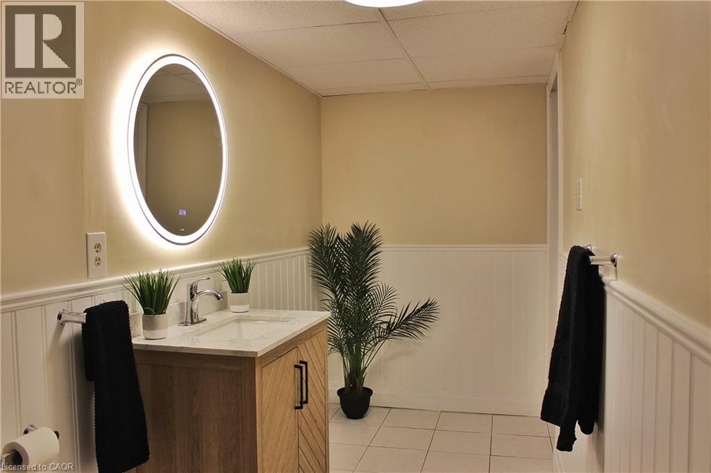 10 Vega Crescent, Stoney Creek, Ontario  L8E 4S7 - Photo 30 - 40786574