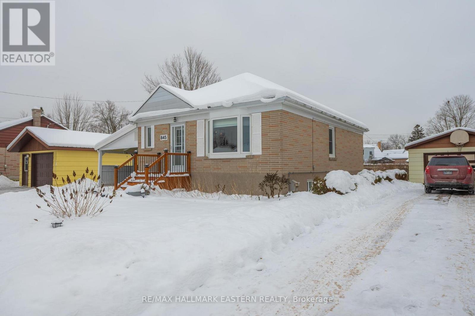 845 Gilbert Street, Peterborough, Ontario  K9H 6G6 - Photo 3 - X12643218