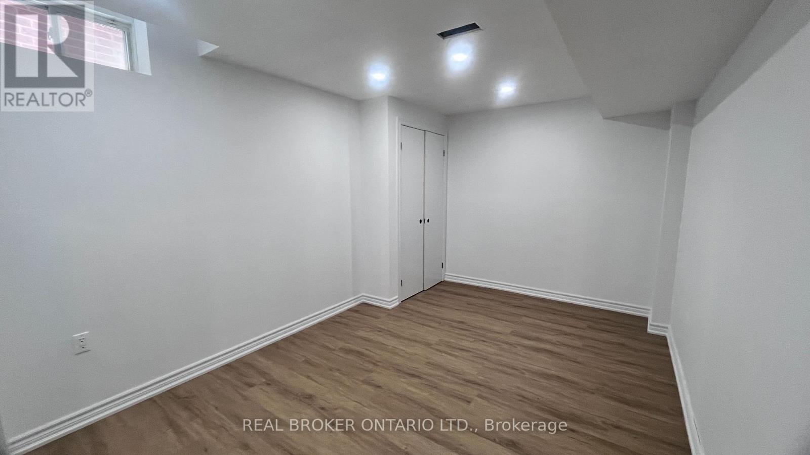 Basement Apartment - 15 Birchpark Drive, Whitby, Ontario  L1R 3P2 - Photo 10 - E12637636