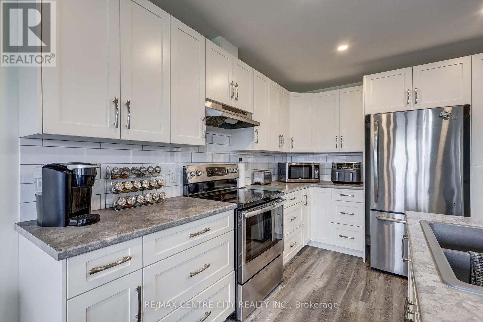 27 Ann Street, Bayham, Ontario  N0J 1Z0 - Photo 14 - X12643190