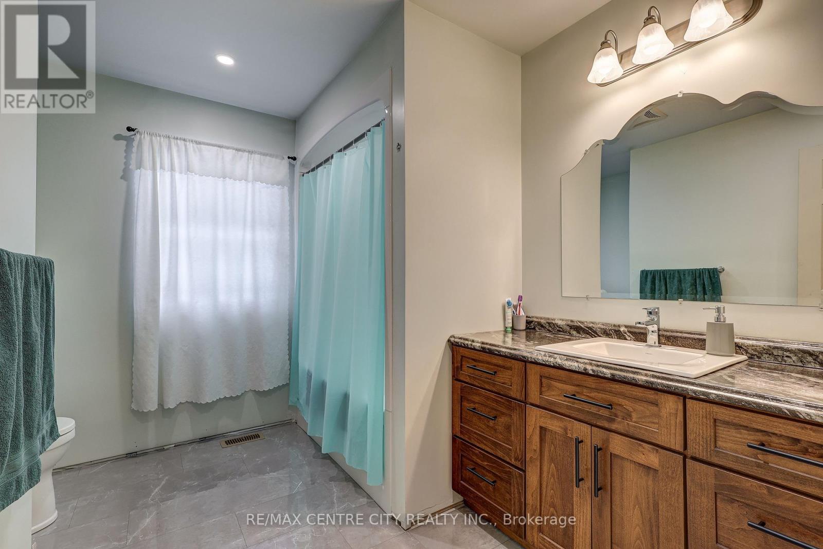 287 Highway 24 Road, Norfolk, Ontario  N0E 1X0 - Photo 21 - X12643198