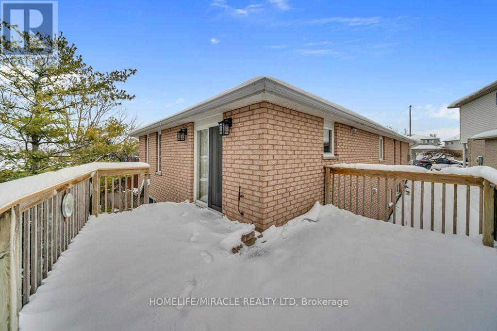 114 Glencliffe Court, Kitchener, Ontario  N2B 3X1 - Photo 41 - X12643100