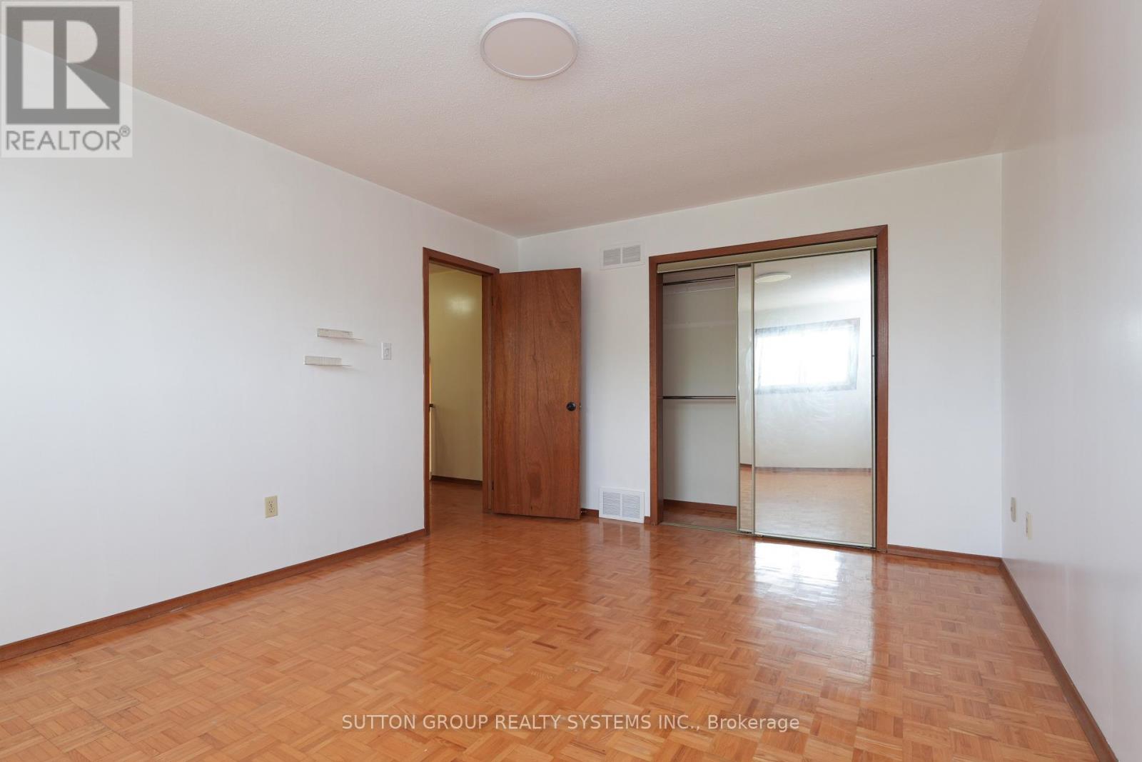 101 Henley Drive, Hamilton, Ontario  L8E 4M3 - Photo 24 - X12643104