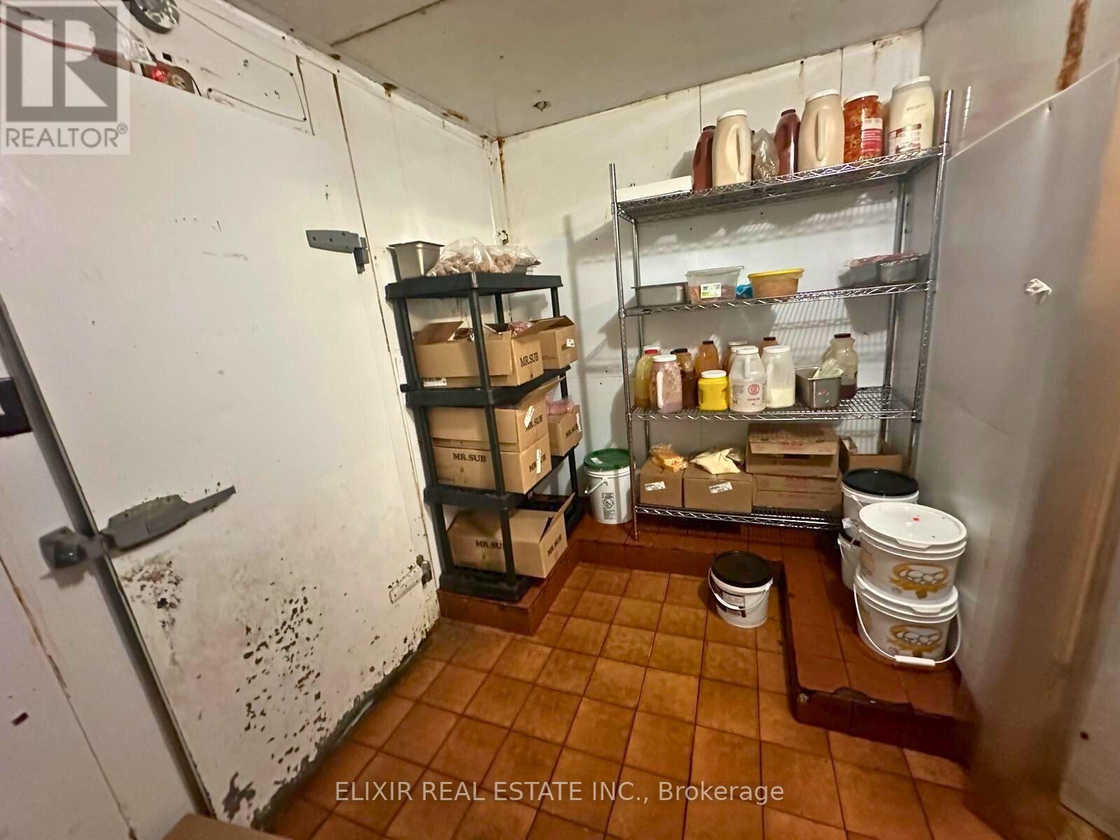 478 King Street E, Hamilton, Ontario  L8N 1C8 - Photo 12 - X12643166